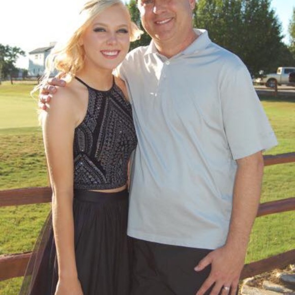 Prom Dress - Picture 2 of 4